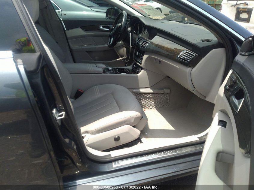 2013 MERCEDES-BENZ CLS-CLASS 550 4MATIC WDDLJ9BB7DA082070