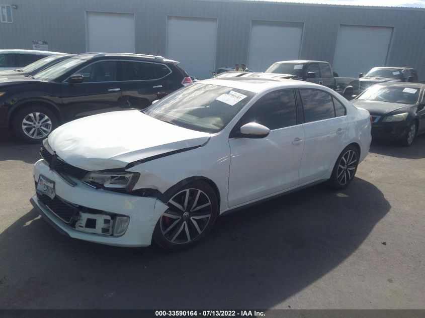 2013 VOLKSWAGEN GLI AUTOBAHN W/NAV 3VW467AJ9DM375692