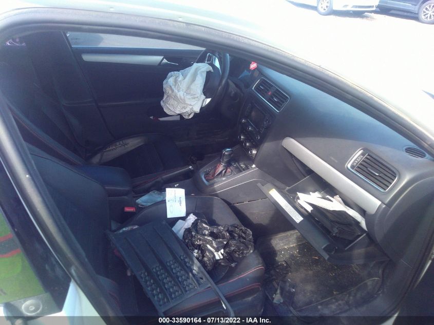 2013 VOLKSWAGEN GLI AUTOBAHN W/NAV 3VW467AJ9DM375692