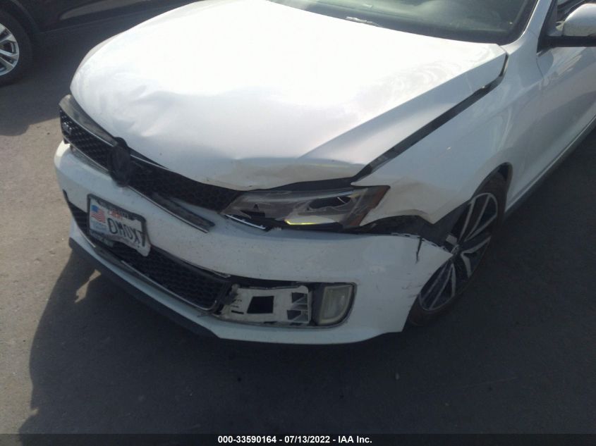 2013 VOLKSWAGEN GLI AUTOBAHN W/NAV 3VW467AJ9DM375692