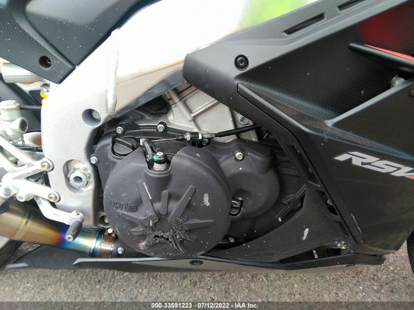 2021 APRILIA RSV4 1100 ZD4KYUA05MS000128