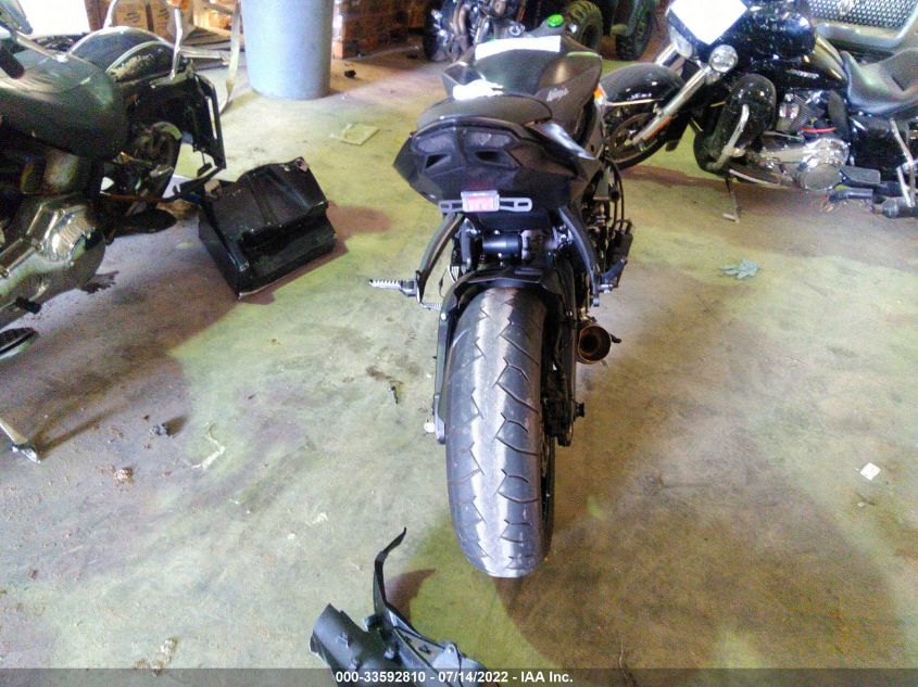 2015 KAWASAKI ZX636 E JKBZXJE18FA016644