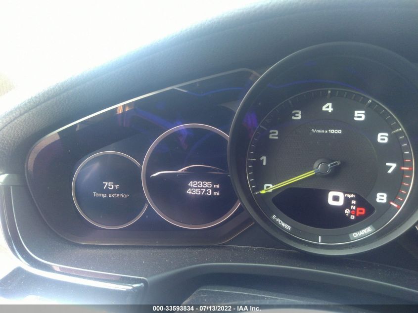 2018 PORSCHE PANAMERA 4/E-HYBRID WP0AE2A7XJL127707