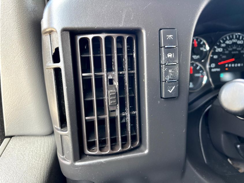 2019 CHEVROLET EXPRESS G2500 1GCWGAFP8K1249255