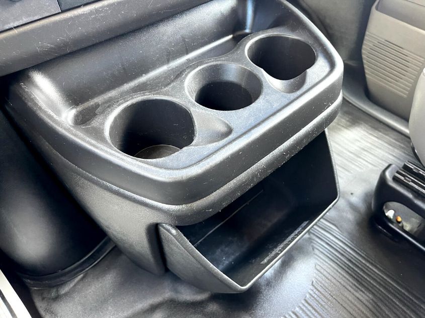 2019 CHEVROLET EXPRESS G2500 1GCWGAFP8K1249255