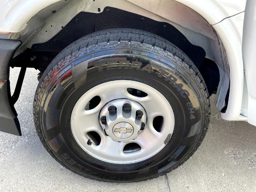 2019 CHEVROLET EXPRESS G2500 1GCWGAFP8K1249255