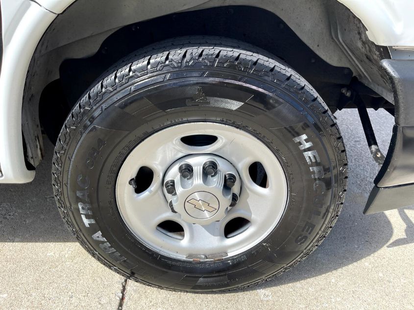 2019 CHEVROLET EXPRESS G2500 1GCWGAFP8K1249255