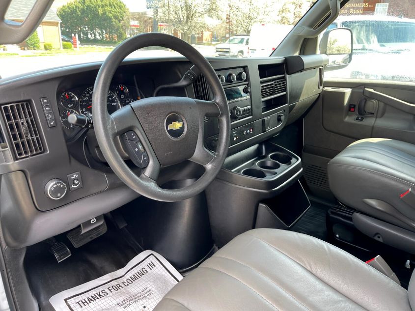 2019 CHEVROLET EXPRESS G2500 1GCWGAFP8K1249255