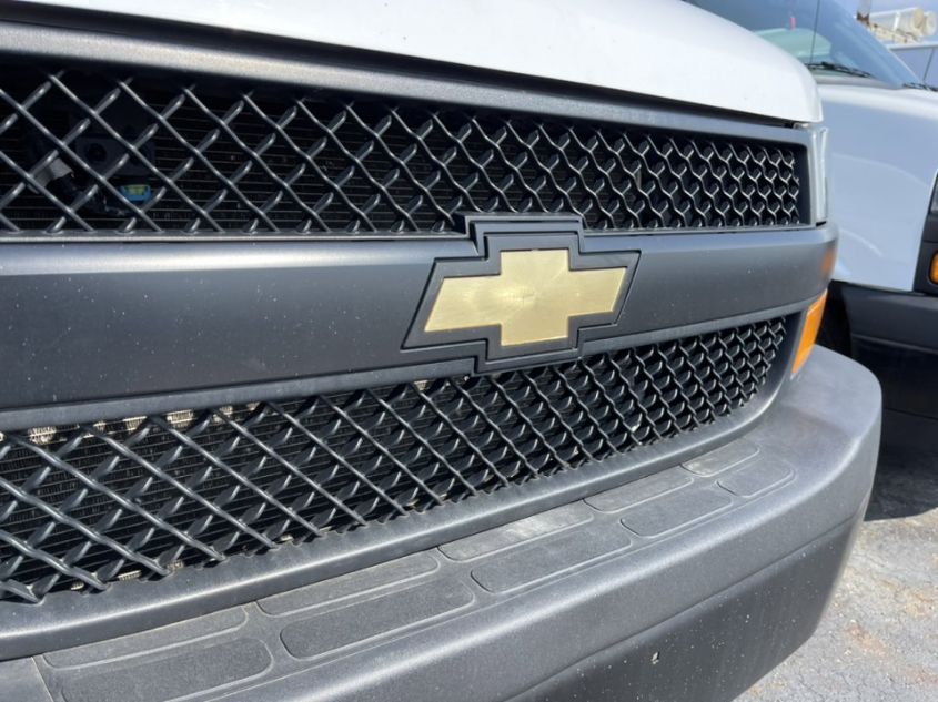 2019 CHEVROLET EXPRESS G2500 1GCWGAFP6K1364646
