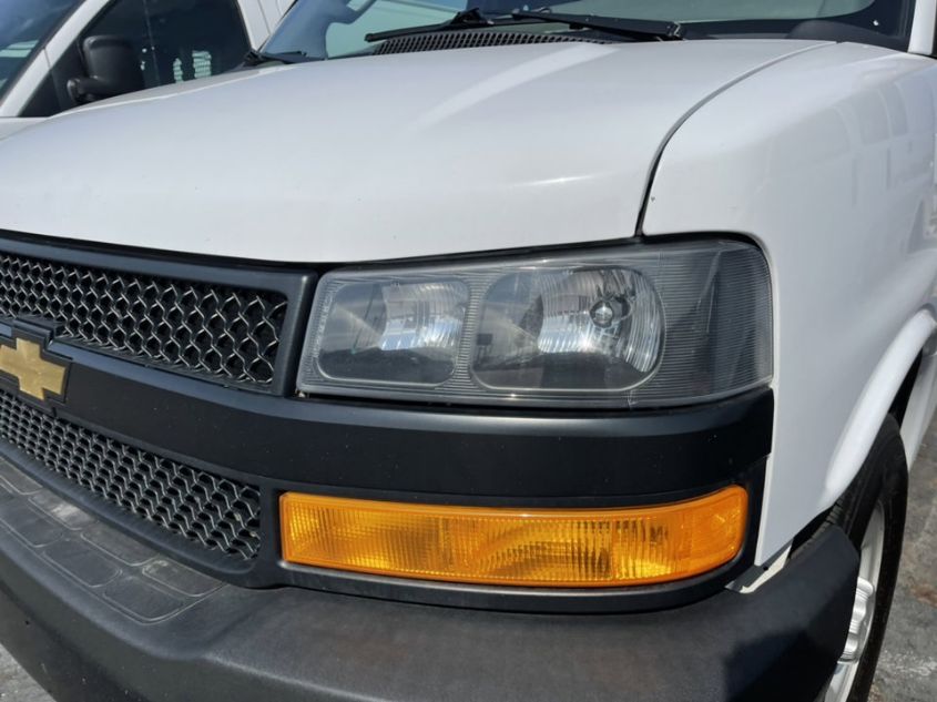 2019 CHEVROLET EXPRESS G2500 1GCWGAFP6K1364646