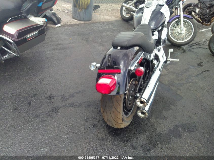 2019 HARLEY-DAVIDSON FXLR 1HD1YNJ21KB070624