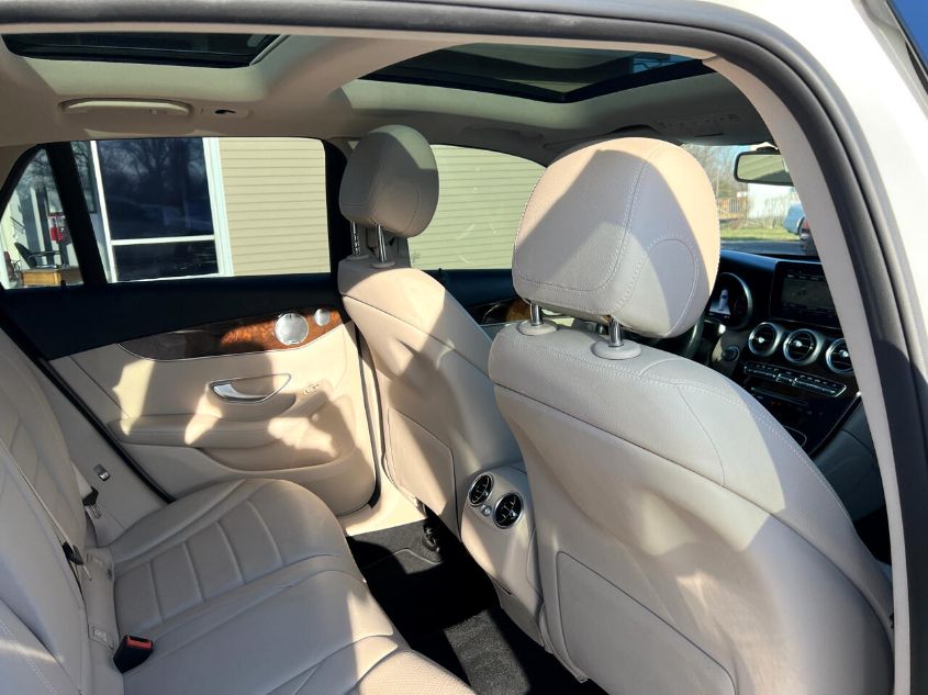 2018 MERCEDES-BENZ GLC GLC 300 WDC0G4KBXJV019168