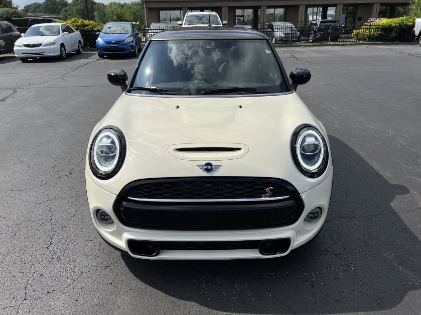 2021 MINI COOPER S WMWXR5C07M2N64037