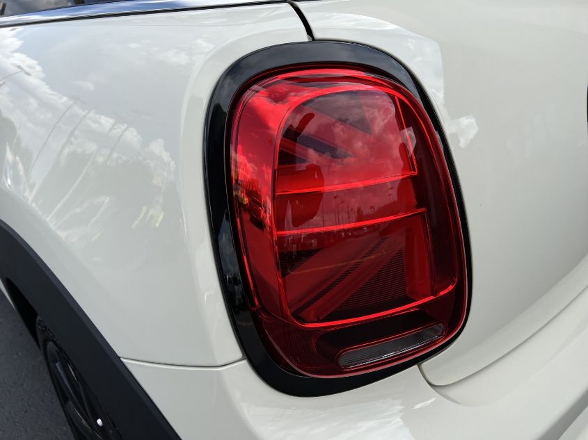2021 MINI COOPER S WMWXR5C07M2N64037