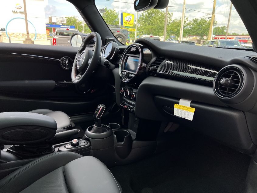 2021 MINI COOPER S WMWXR5C07M2N64037