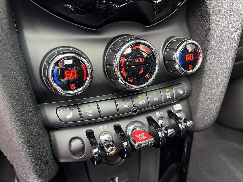 2021 MINI COOPER S WMWXR5C07M2N64037