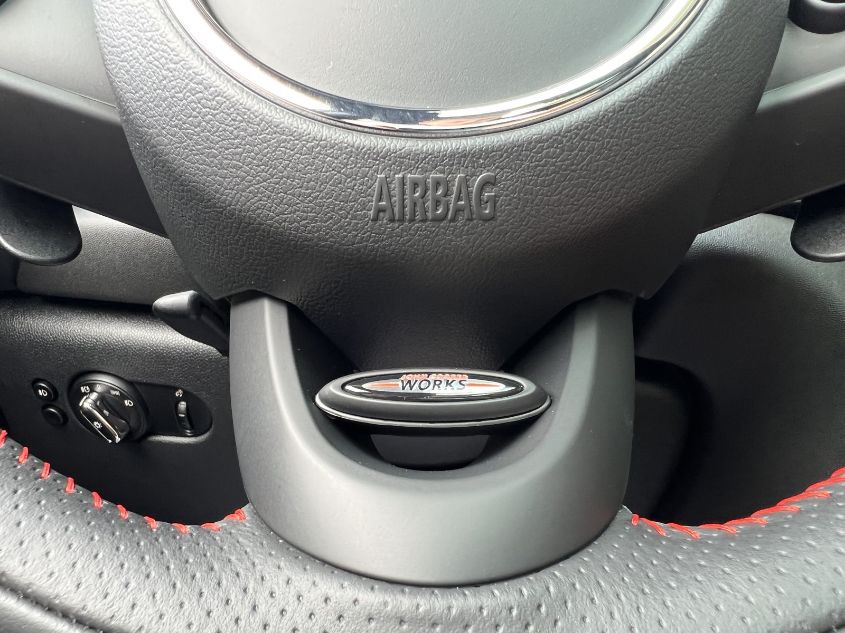 2021 MINI COOPER S WMWXR5C07M2N64037