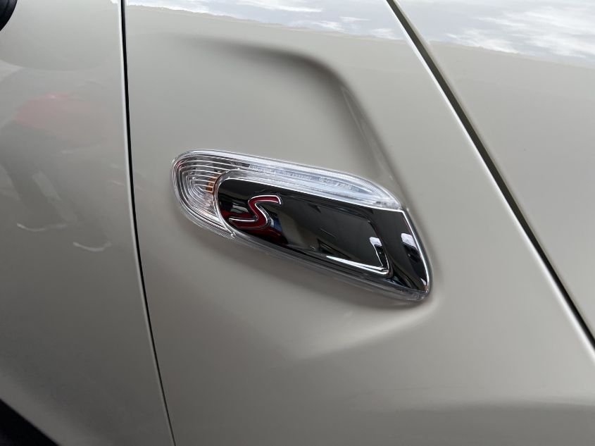 2021 MINI COOPER S WMWXR5C07M2N64037