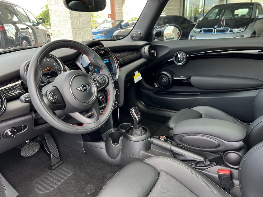 2021 MINI COOPER S WMWXR5C07M2N64037