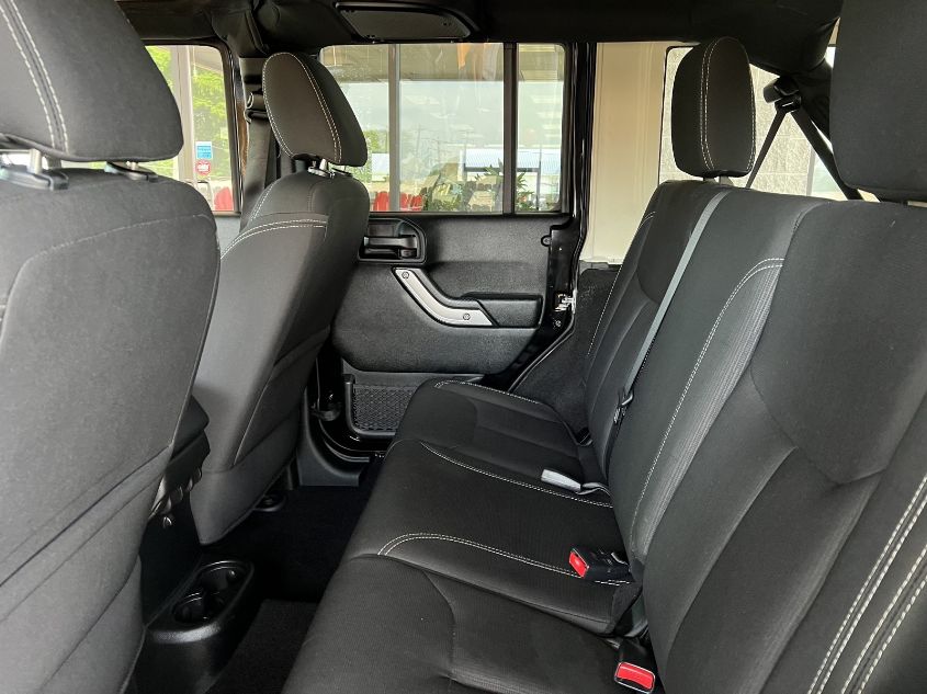 2018 JEEP WRANGLER JK UNLIMITED SAHARA 1C4BJWEG1JL816293