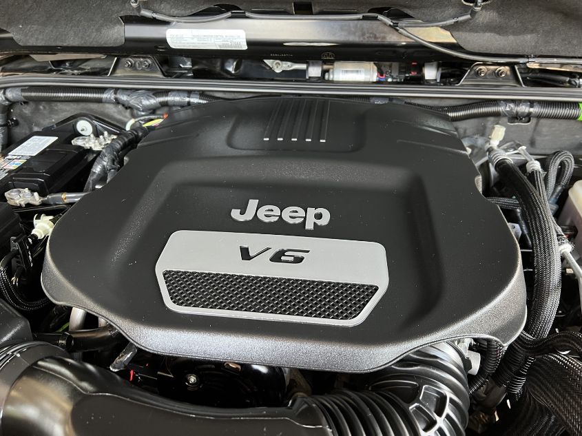 2018 JEEP WRANGLER JK UNLIMITED SAHARA 1C4BJWEG1JL816293