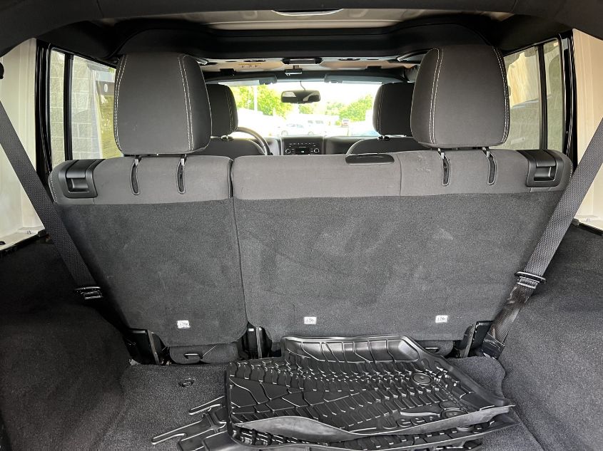 2018 JEEP WRANGLER JK UNLIMITED SAHARA 1C4BJWEG1JL816293
