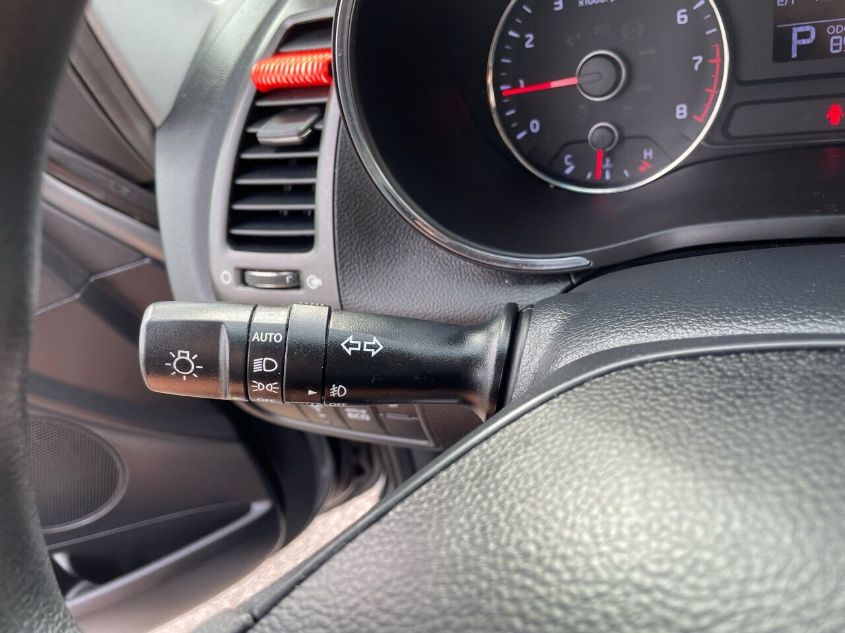 2016 KIA FORTE 5-DOOR LX KNAFK5A84G5643516