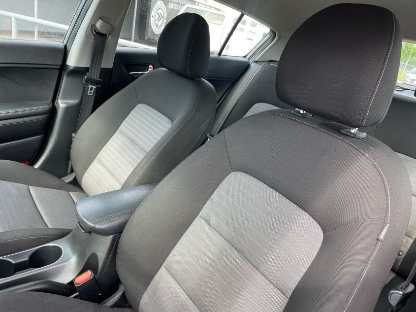 2016 KIA FORTE 5-DOOR LX KNAFK5A84G5643516