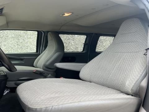 2017 CHEVROLET EXPRESS PASSENGER LT 1GAZGPFG6H1254293