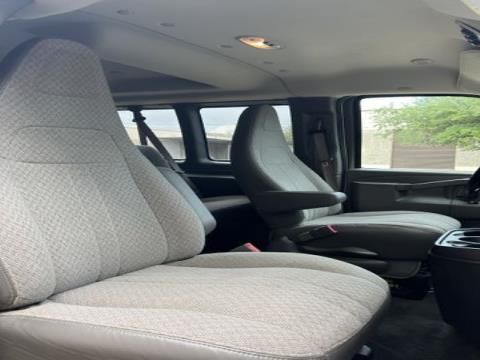 2017 CHEVROLET EXPRESS PASSENGER LT 1GAZGPFG6H1254293