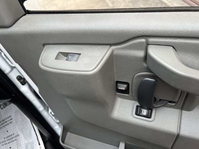 2017 CHEVROLET EXPRESS PASSENGER LT 1GAZGPFG6H1254293