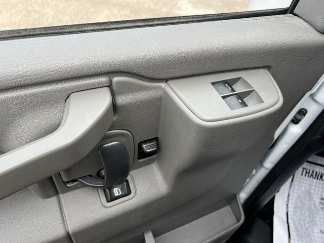 2017 CHEVROLET EXPRESS PASSENGER LT 1GAZGPFG6H1254293