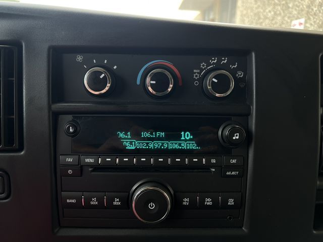 2017 CHEVROLET EXPRESS PASSENGER LT 1GAZGPFG6H1254293