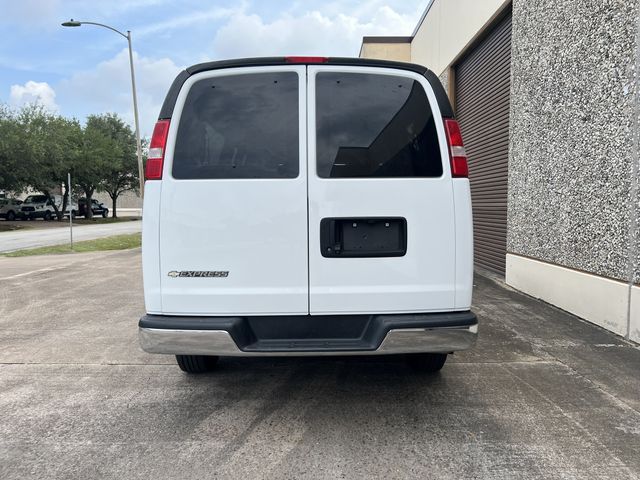 2017 CHEVROLET EXPRESS PASSENGER LT 1GAZGPFG6H1254293