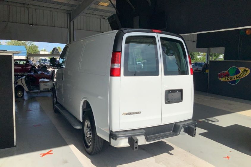 2020 CHEVROLET EXPRESS G2500 1GCWGAFG5L1270923