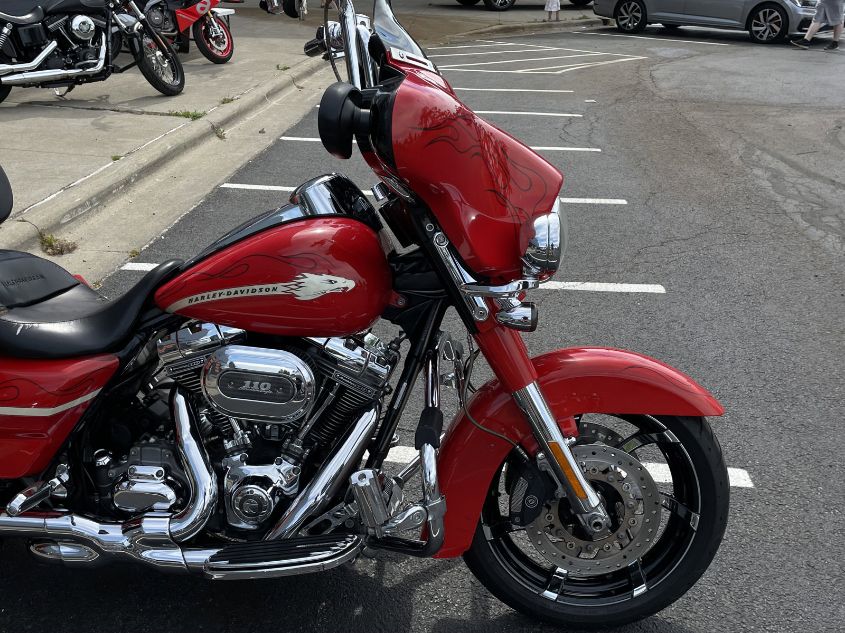 2010 HARLEY-DAVIDSON FLHXSE 1HD1PZ816AB952331