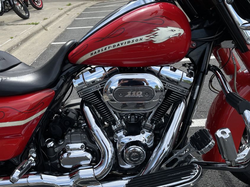 2010 HARLEY-DAVIDSON FLHXSE 1HD1PZ816AB952331