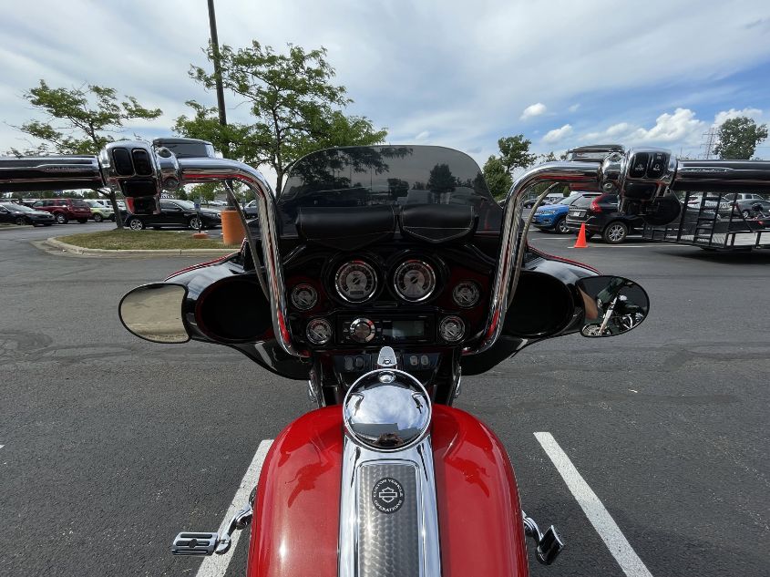 2010 HARLEY-DAVIDSON FLHXSE 1HD1PZ816AB952331