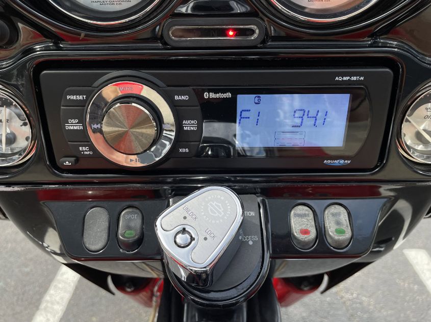 2010 HARLEY-DAVIDSON FLHXSE 1HD1PZ816AB952331