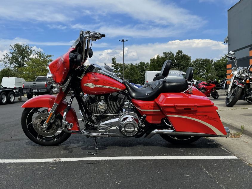 2010 HARLEY-DAVIDSON FLHXSE 1HD1PZ816AB952331