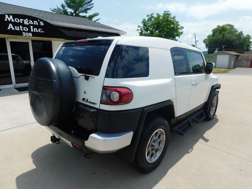 2014 TOYOTA FJ CRUISER JTEBU4BF2EK178439