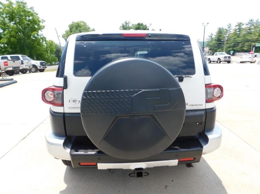 2014 TOYOTA FJ CRUISER JTEBU4BF2EK178439