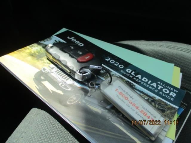 2020 JEEP GLADIATOR SPORT 1C6HJTAG1LL160198