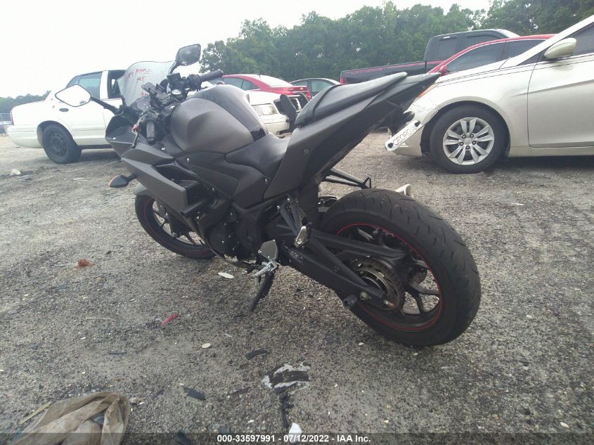 2016 YAMAHA YZFR3 MH3RH06Y2GK013703