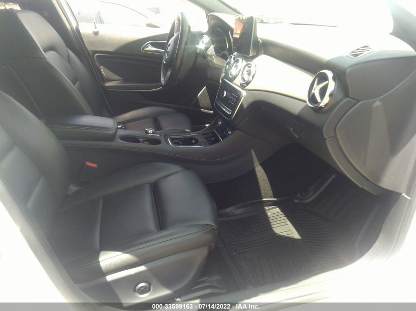 2018 MERCEDES-BENZ GLA 250 4MATIC WDCTG4GB6JJ451110