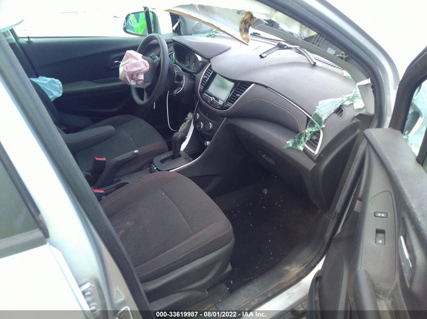 VIN KL7CJKSB7HB102011 2017 CHEVROLET TRAX LS
