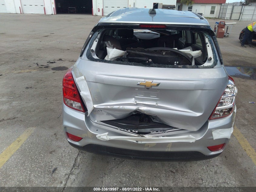VIN KL7CJKSB7HB102011 2017 CHEVROLET TRAX LS