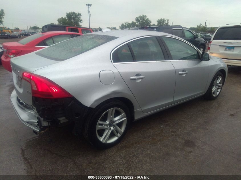 2015 VOLVO S60 PREMIER YV140MFK3F2340848