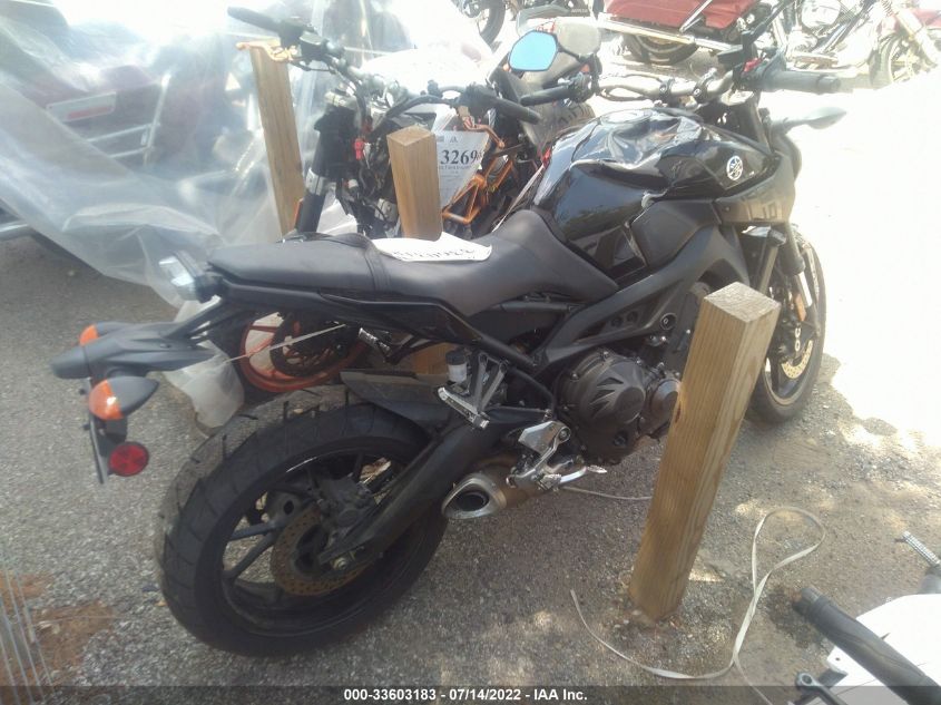 2016 YAMAHA FZ09 JYARN33E3GA011625