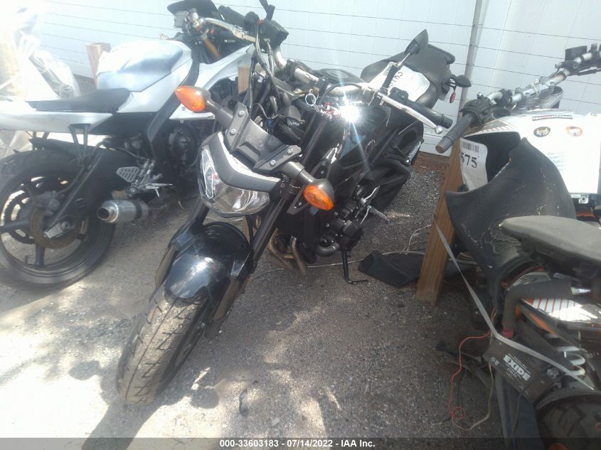 2016 YAMAHA FZ09 JYARN33E3GA011625